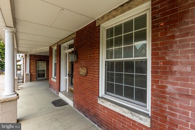228 BALTIMORE ST, Hanover, PA 17331