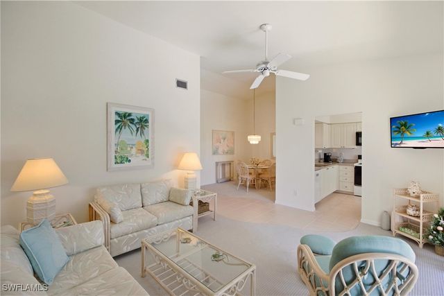 7360 Glenmoor LN 4306, Naples, FL 34104