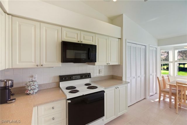 7360 Glenmoor LN 4306, Naples, FL 34104