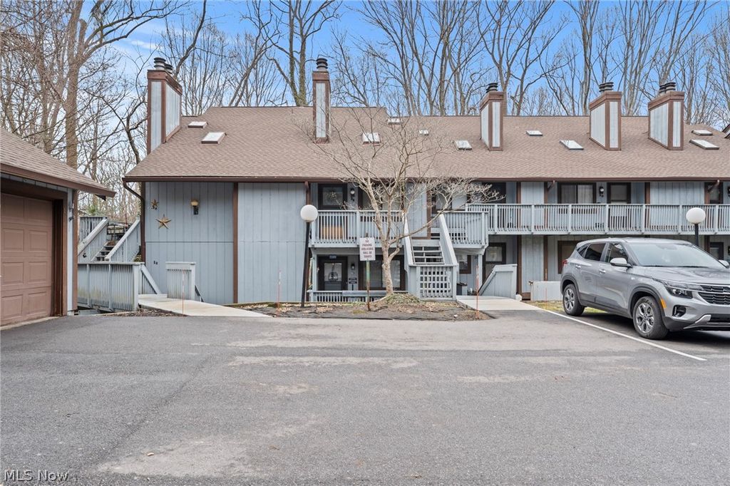 515 Meredith Lane 2A, Cuyahoga Falls, OH 44223