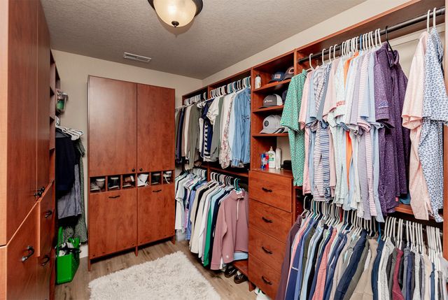 420 NE Mission Court, Ankeny, IA 50021