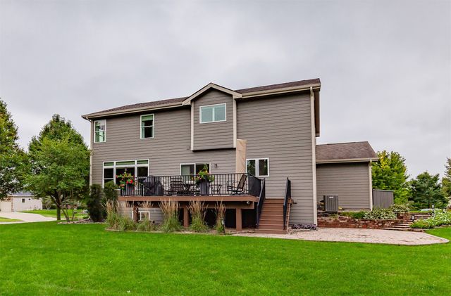 420 NE Mission Court, Ankeny, IA 50021