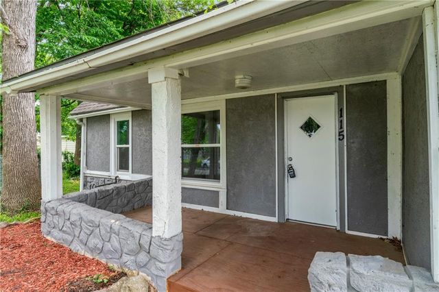 115 Brown Avenue, Osawatomie, KS 66064