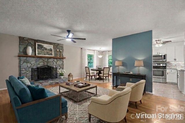 3840 Cherry Grove Drive, Hickory, NC 28602