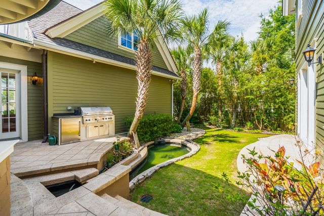 67 Delahow Street, Charleston, SC 29492