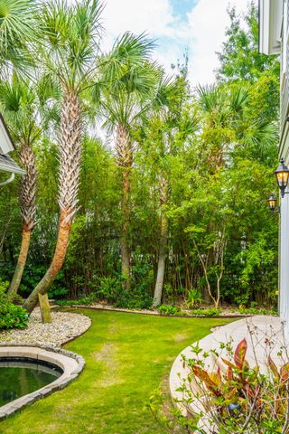 67 Delahow Street, Charleston, SC 29492