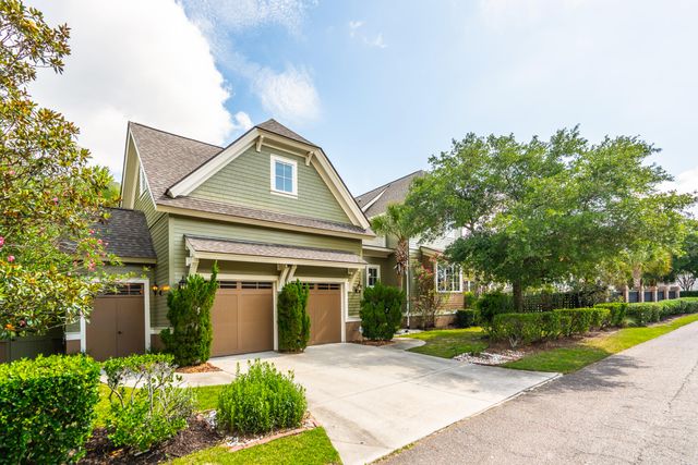 67 Delahow Street, Charleston, SC 29492