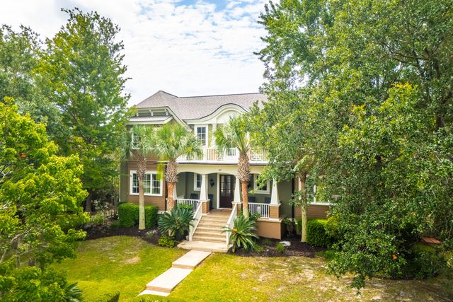 67 Delahow Street, Charleston, SC 29492