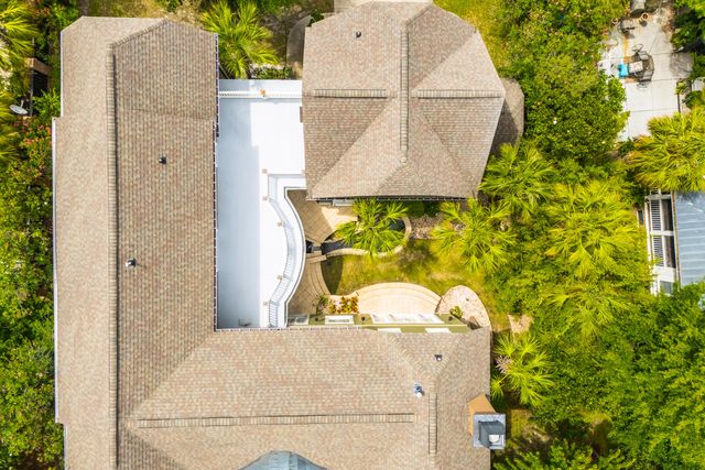 67 Delahow Street, Charleston, SC 29492