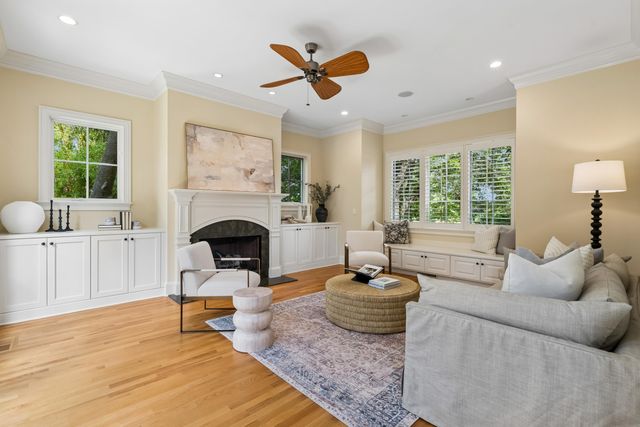 67 Delahow Street, Charleston, SC 29492