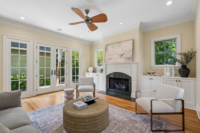 67 Delahow Street, Charleston, SC 29492