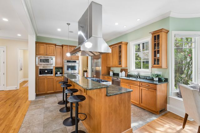 67 Delahow Street, Charleston, SC 29492