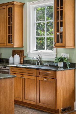 67 Delahow Street, Charleston, SC 29492