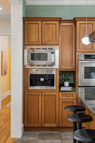 67 Delahow Street, Charleston, SC 29492