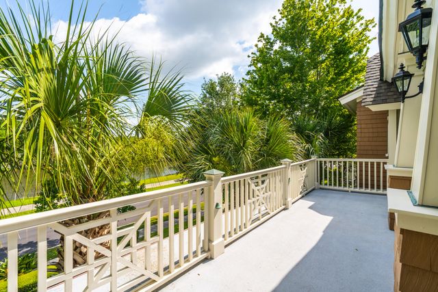 67 Delahow Street, Charleston, SC 29492
