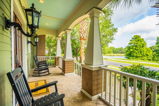 67 Delahow Street, Charleston, SC 29492