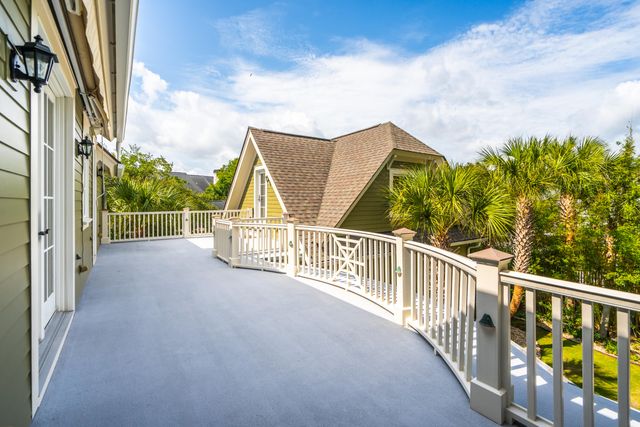 67 Delahow Street, Charleston, SC 29492