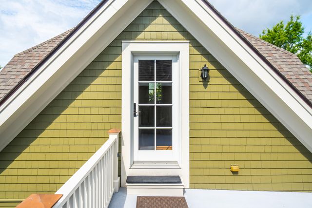 67 Delahow Street, Charleston, SC 29492