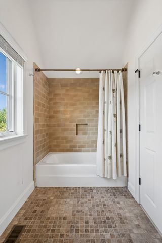 67 Delahow Street, Charleston, SC 29492