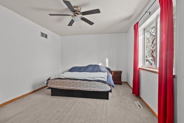 N7686 Rendell DRIVE, Elkhorn, WI 53121