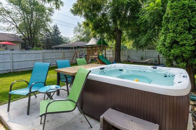 N7686 Rendell DRIVE, Elkhorn, WI 53121