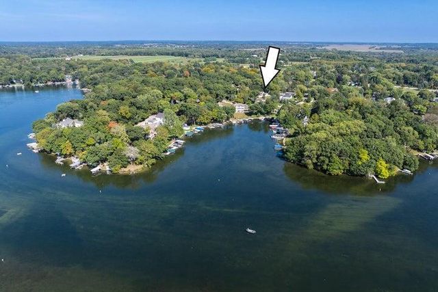 N7686 Rendell DRIVE, Elkhorn, WI 53121