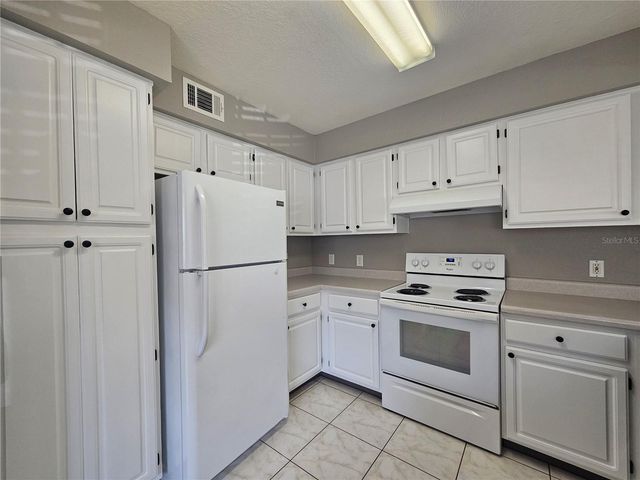 13838 FAIRWAY ISLAND DRIVE 1418, Orlando, FL 32837