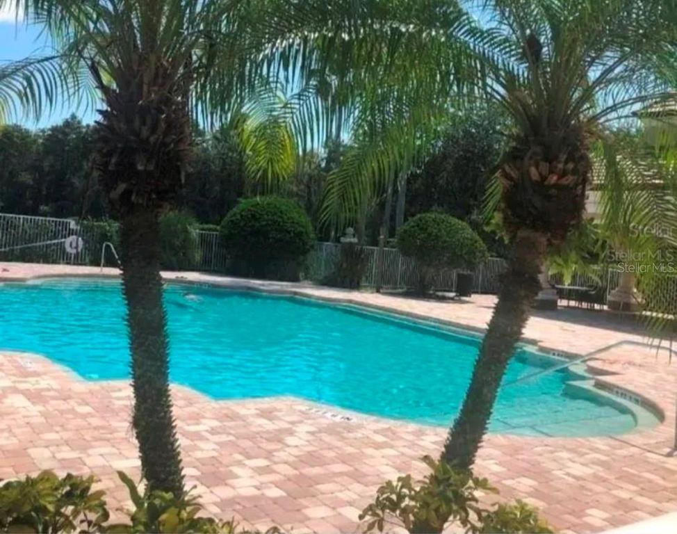 Image 3 of property listing at 13838 FAIRWAY ISLAND DRIVE 1418, Orlando, FL 32837