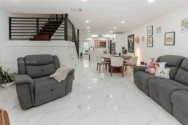 2200 Monroe St 12, Hollywood, FL 33020