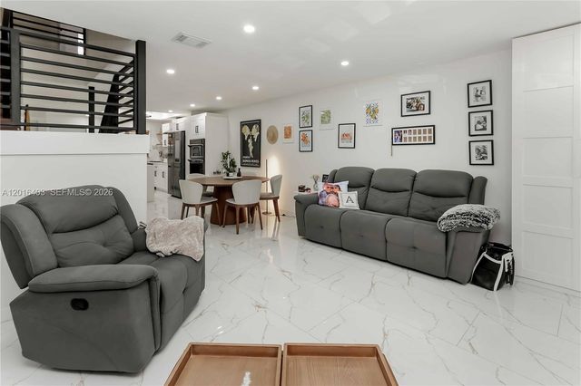 2200 Monroe St 12, Hollywood, FL 33020