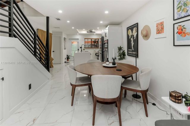 2200 Monroe St 12, Hollywood, FL 33020