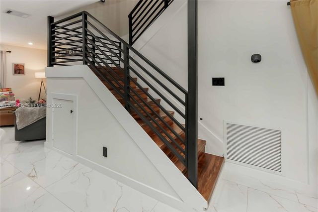 2200 Monroe St 12, Hollywood, FL 33020