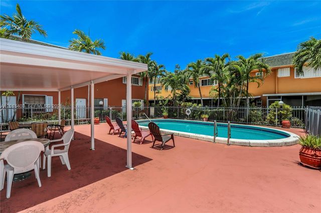 2200 Monroe St 12, Hollywood, FL 33020