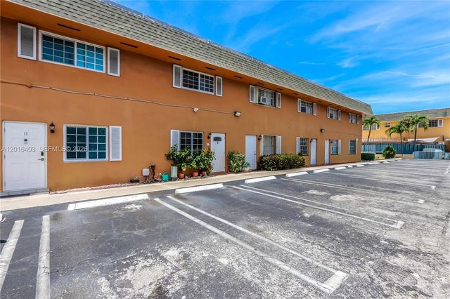 2200 Monroe St 12, Hollywood, FL 33020