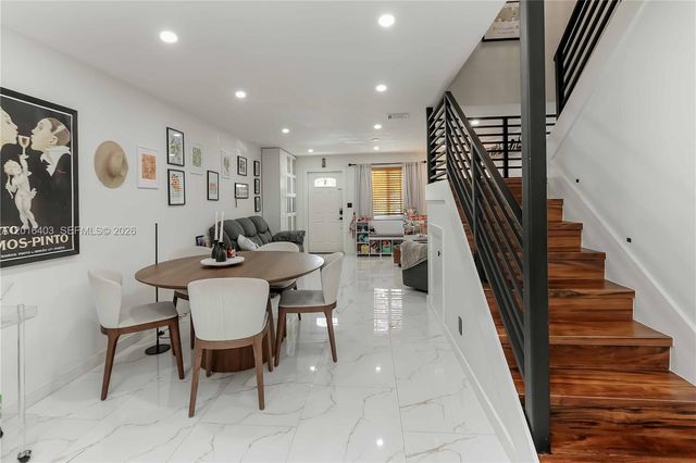 2200 Monroe St 12, Hollywood, FL 33020