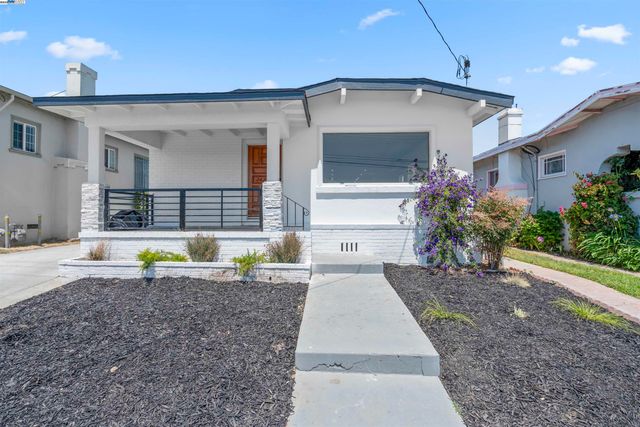 5542 Harvey Ave, Oakland, CA 94621