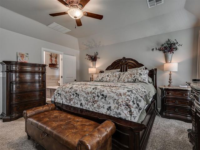 2416 Creek Side Circle, Moore, OK 73160