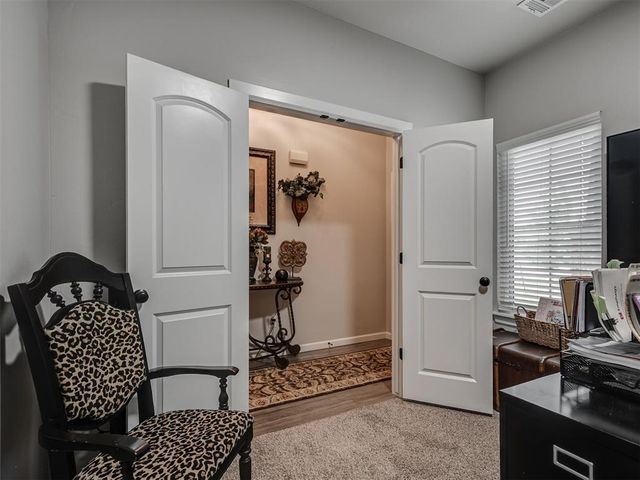 2416 Creek Side Circle, Moore, OK 73160
