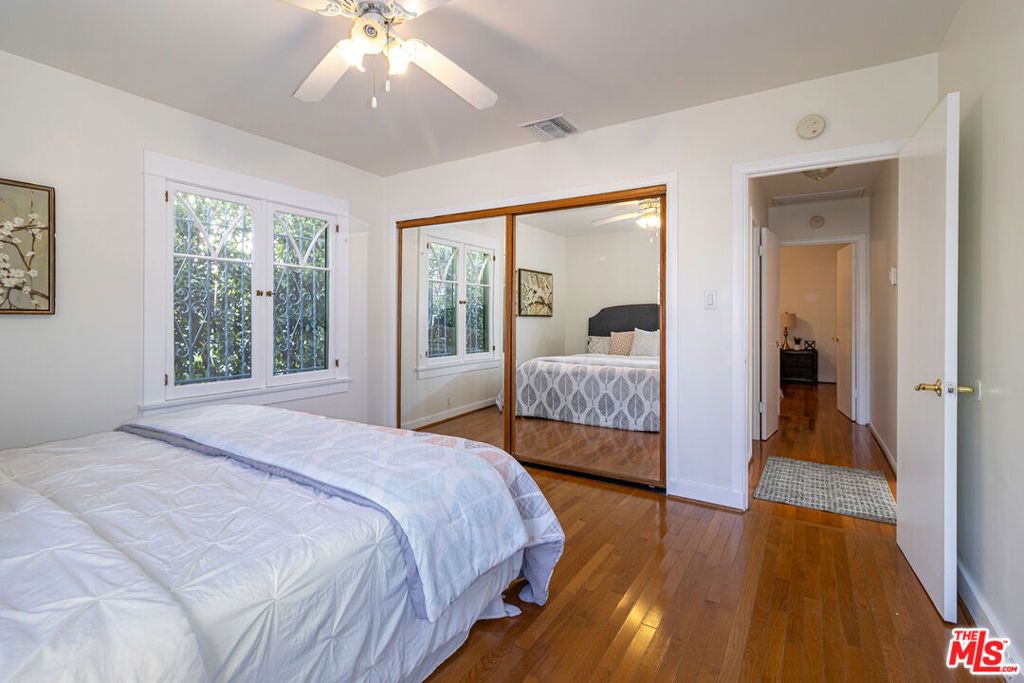 Image 16 of property listing at 8932 Olin Street, Los Angeles, CA 90034