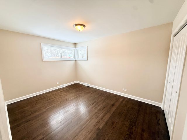 360 W Fremont Avenue, Elmhurst, IL 60126