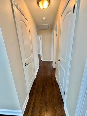 360 W Fremont Avenue, Elmhurst, IL 60126