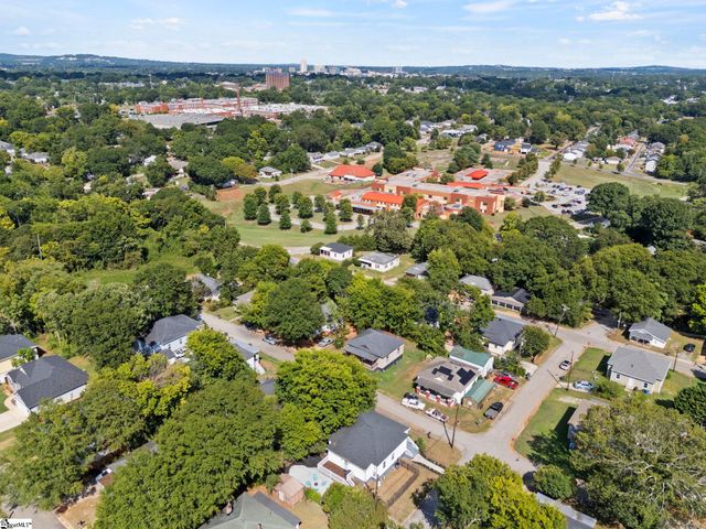 44 4th Avenue, Greenville, SC 29611