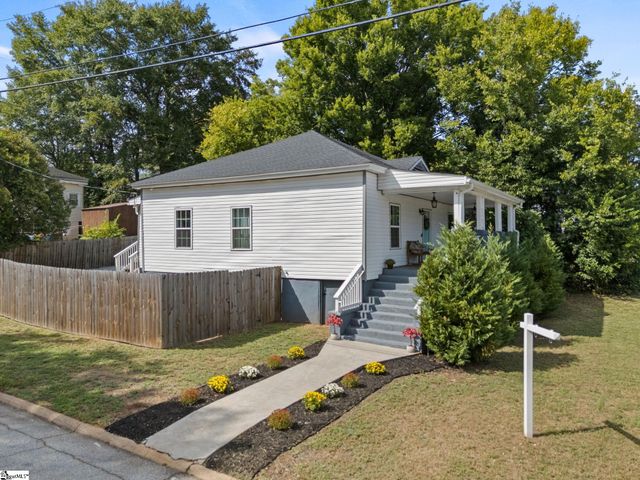 44 4th Avenue, Greenville, SC 29611
