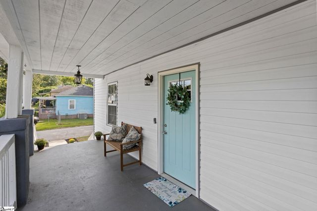 44 4th Avenue, Greenville, SC 29611