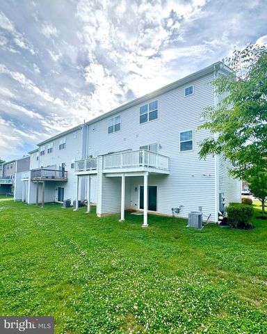 1845 BOULDER DR, Downingtown, PA 19335