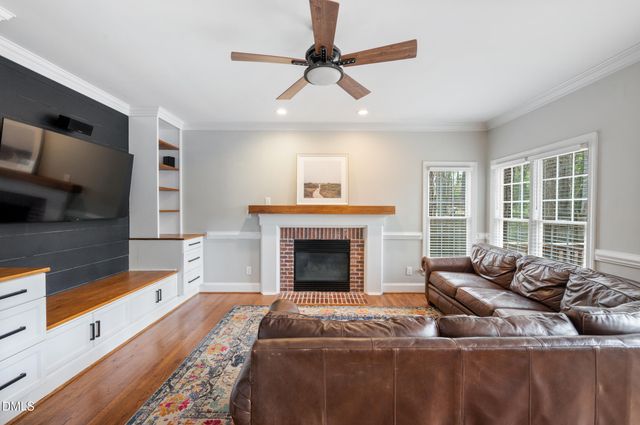 4129 Mittglen Lane, Cary, NC 27518