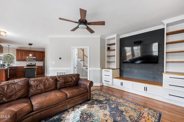 4129 Mittglen Lane, Cary, NC 27518