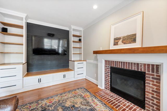 4129 Mittglen Lane, Cary, NC 27518