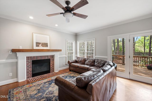 4129 Mittglen Lane, Cary, NC 27518