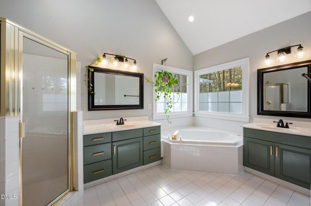 4129 Mittglen Lane, Cary, NC 27518